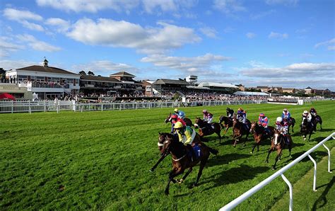 Stratford Racecourse .